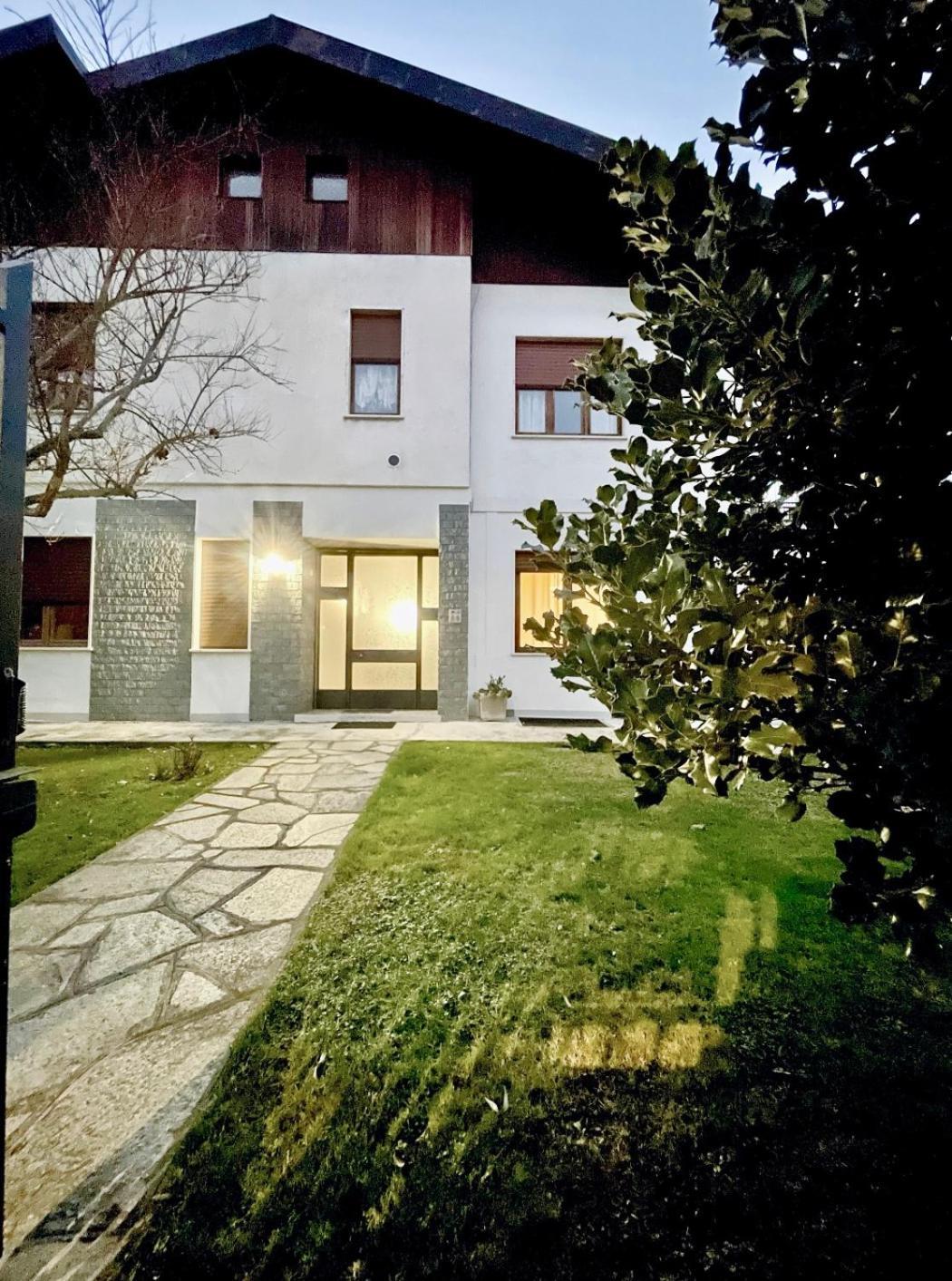 Il Vicolo Apart otel Condove Dış mekan fotoğraf