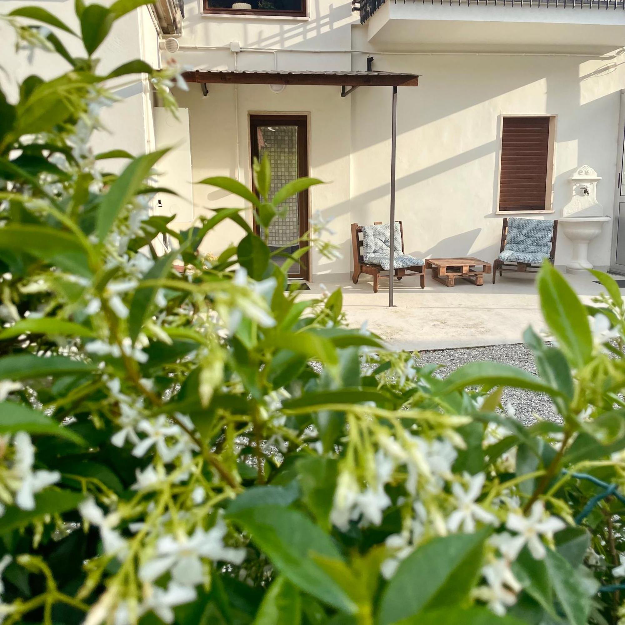 Il Vicolo Apart otel Condove Dış mekan fotoğraf